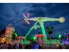 How to highlight “highlights” in theme park lighting design